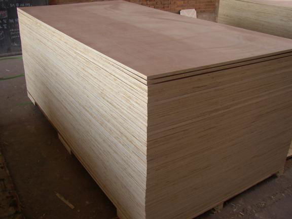 China HOT Sale 18mm Okoume Plywood BB/CC Grade 2