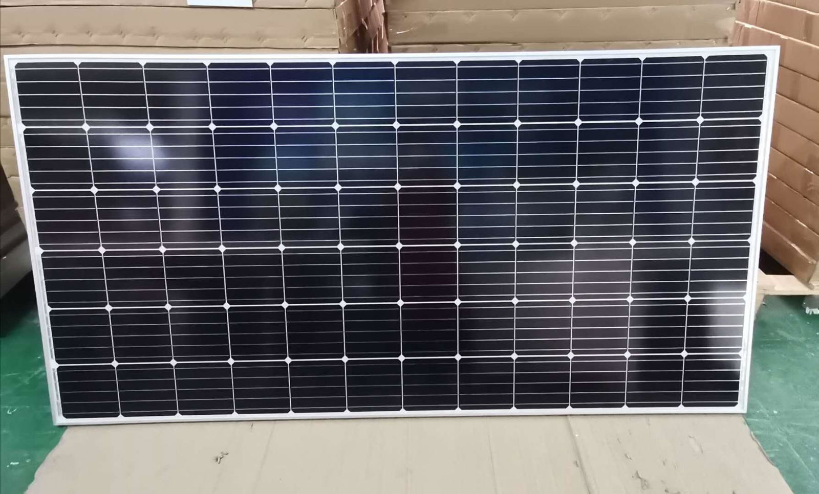 370W highly efficient monocrystalline solar panel with 10 years warranty