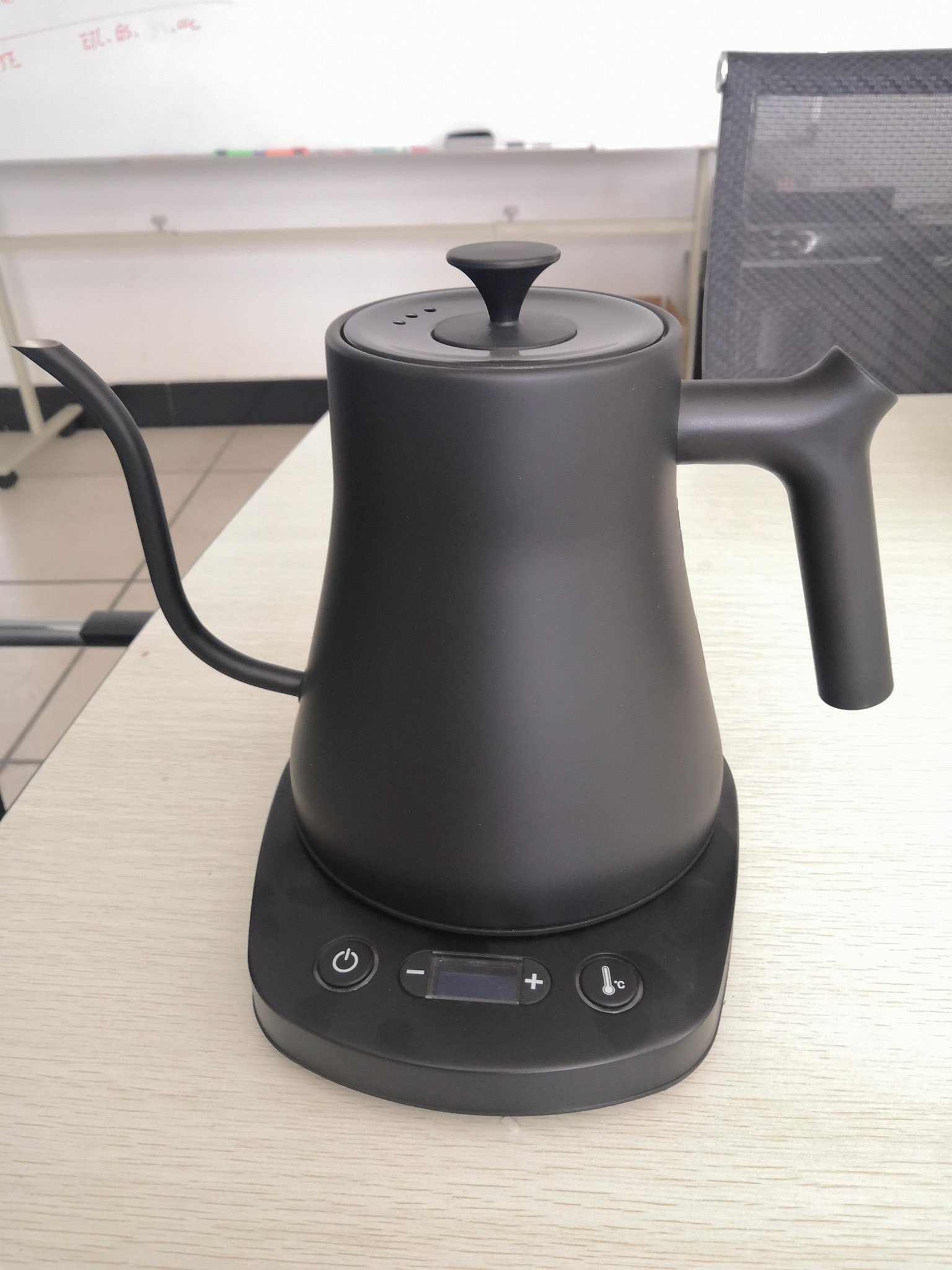 1.0L electric kettle （neck goose )