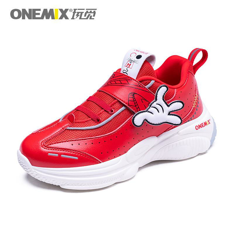 Red color men sport shoes running shoe 4