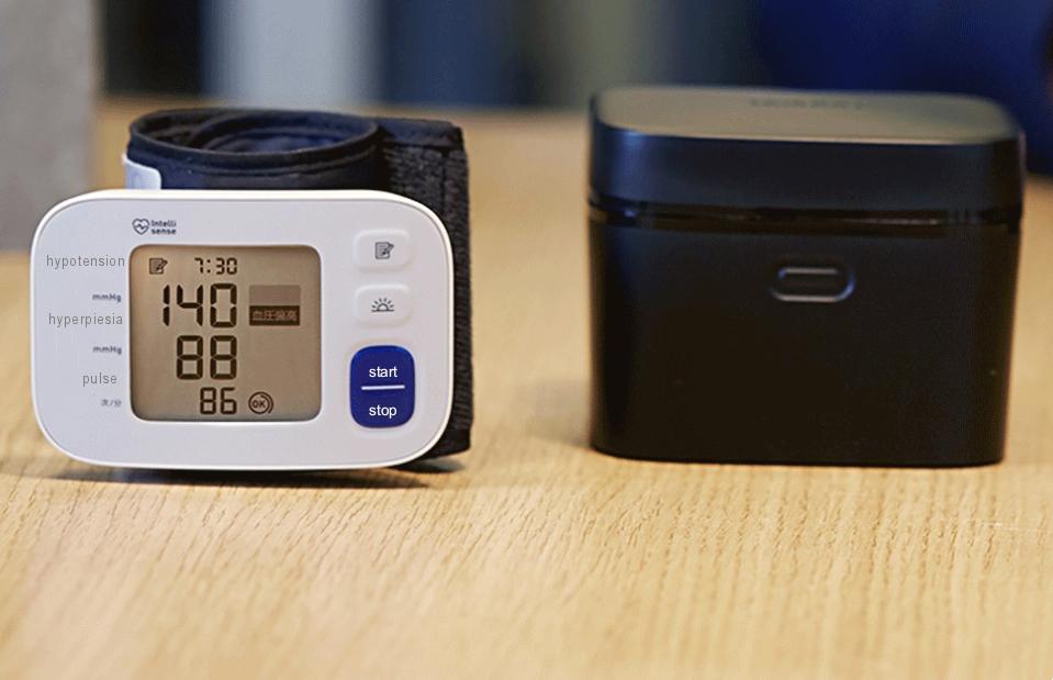 Electronic sphygmomanometer high precision medical automatic wrist