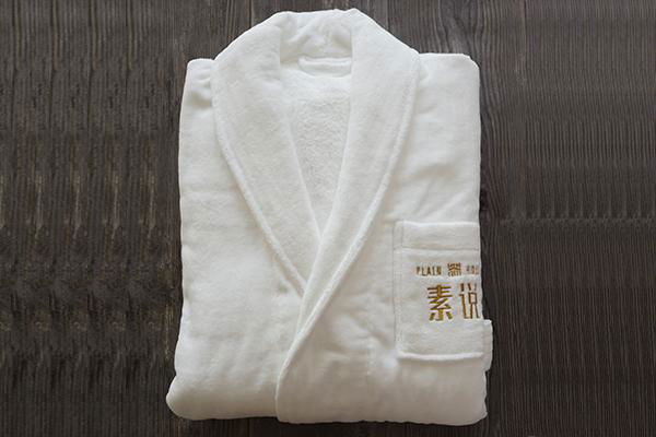 Shawl collar bathrobe 100% cotton white robe with embroidery 3
