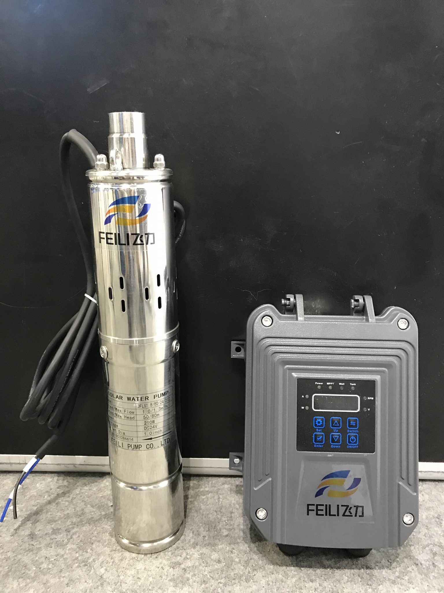 solar deep water pump with solar panels screw pump solar power  2