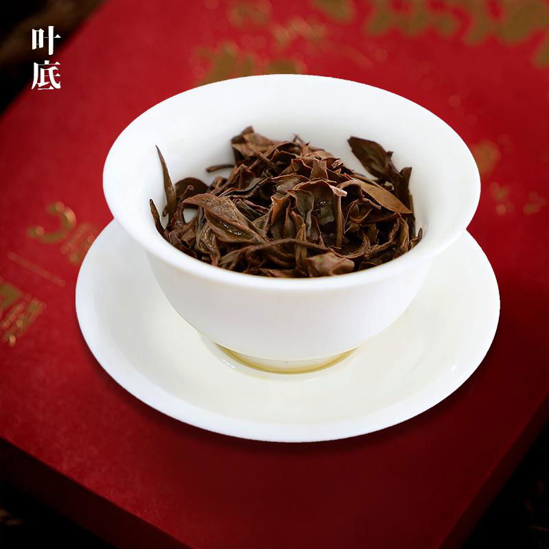China Yunnan big leaf Ancient Black Tea 4