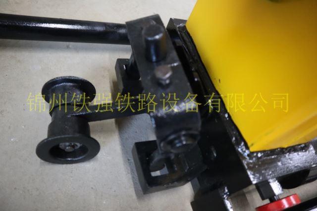 厂家直销ytf型液压轨逢调整器 5