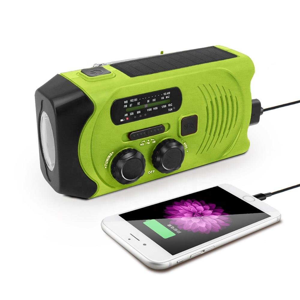 Portable Solar Dynamo Wind up Emergency Flashlight Powered Radio 4