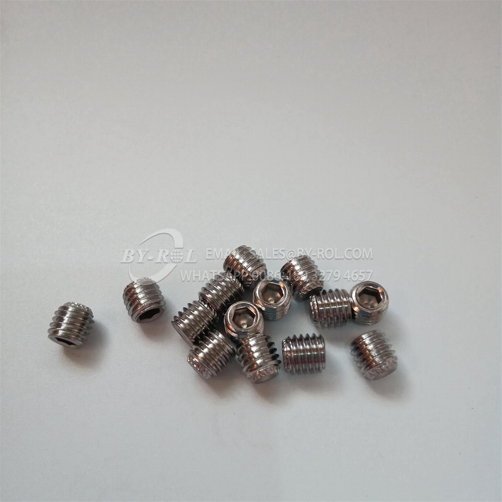 High quality Stainless steel SS304 SS316 set screw / tip screw DIN914  3