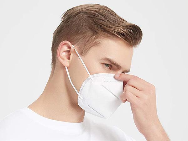 KN95 Mask  Disposable Face Mask 5 Layer 95 Nonwoven Face Shields with Earloop 2