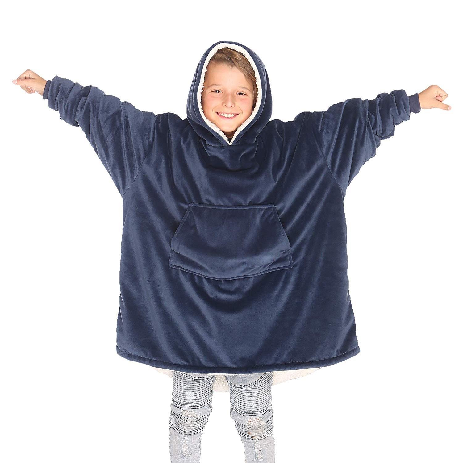 portable cozy Hoodie outdoor warm sweatshirt blanket for winter 3