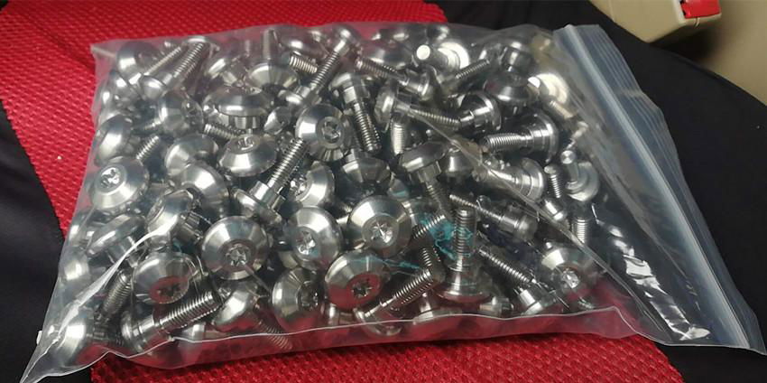 Factory supply Gr5 titanium bolts for motorcycle  4