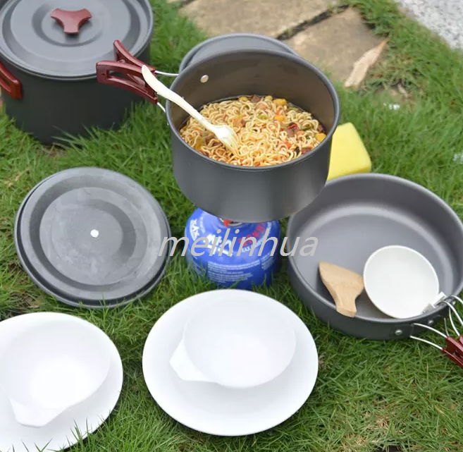 Hot sale cheap 4-6 person Portable Alloy Outdoor camping Cooking Set Cookware 4