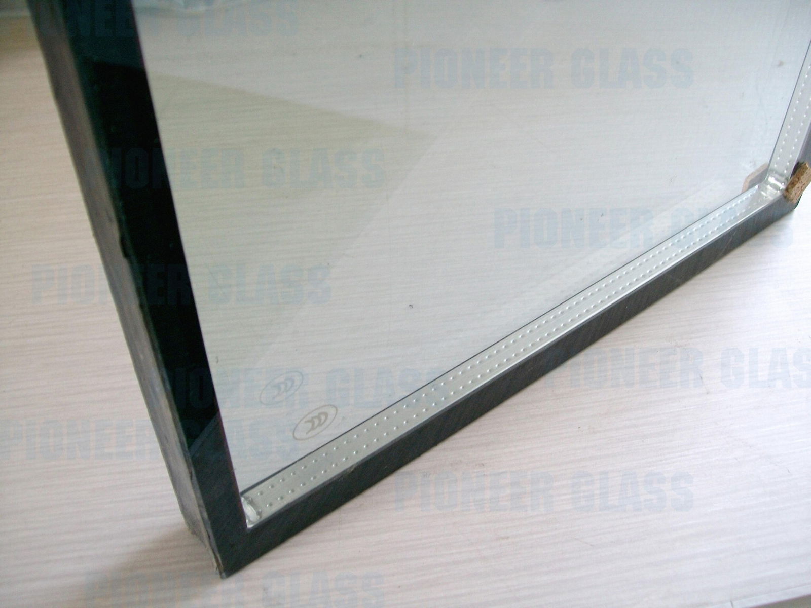 Insulating glass