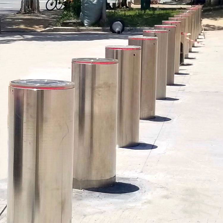 9.UPARK Road Protection 304 Stainless Steel Fixed Bollard with Led Light 2