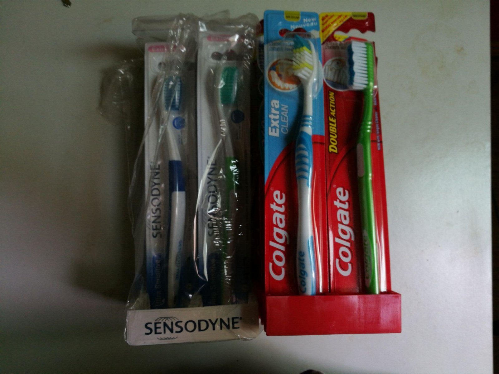 colgate toothbrush,sensodyne toothbrush 1