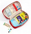 Travel necessities First aid kit Portable medicine kit Medical kit 4