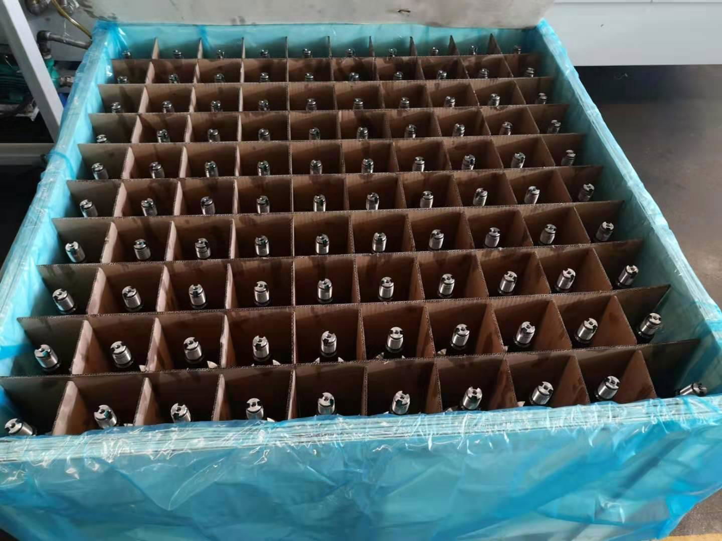 青岛锦德工业包装专业生产各种气相防锈产品 5