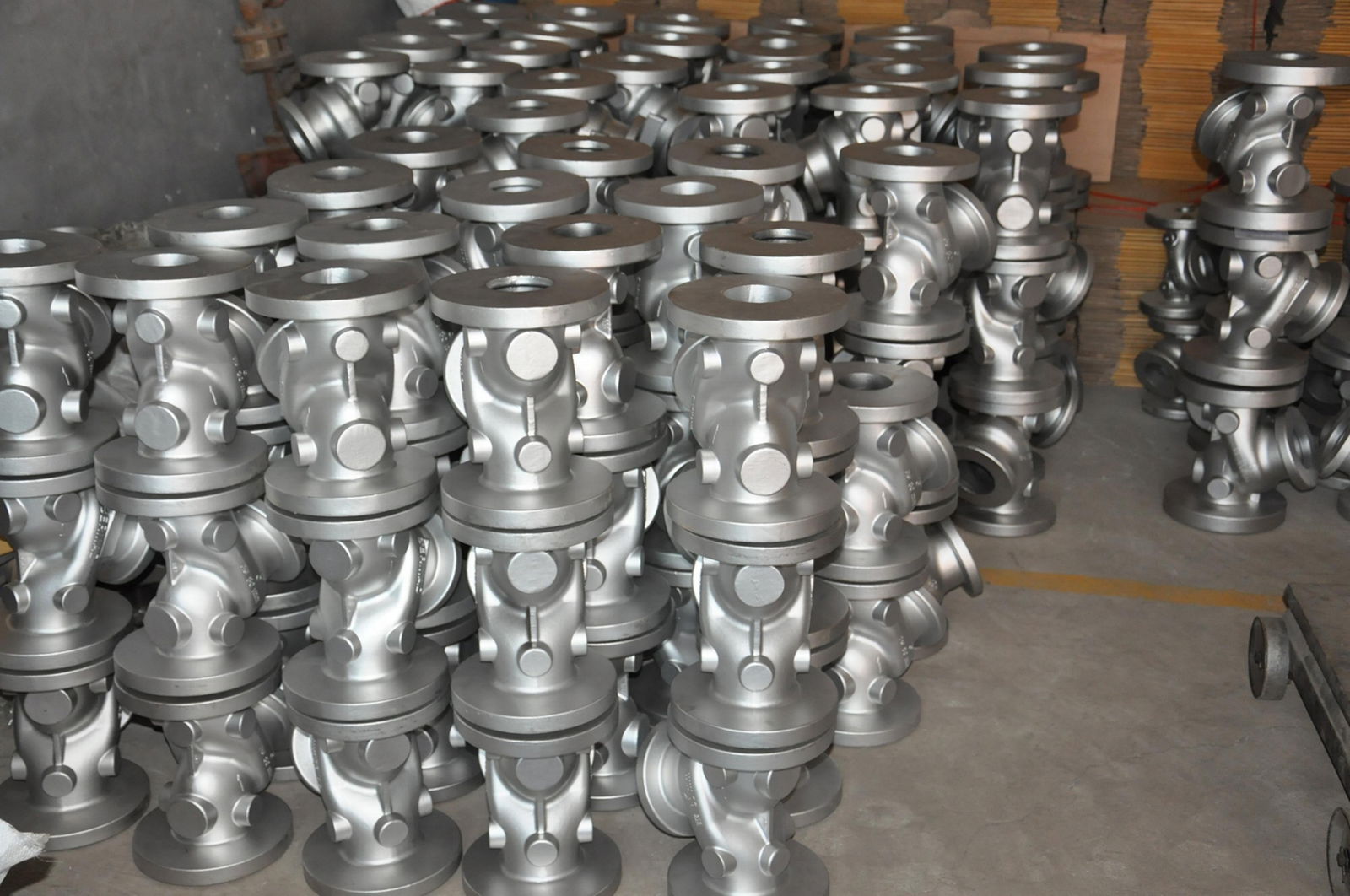 Precision steel casting stainless steel valve body 3
