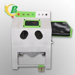 Wet Sandblasting machine Box type liquid dustless blasting equipment