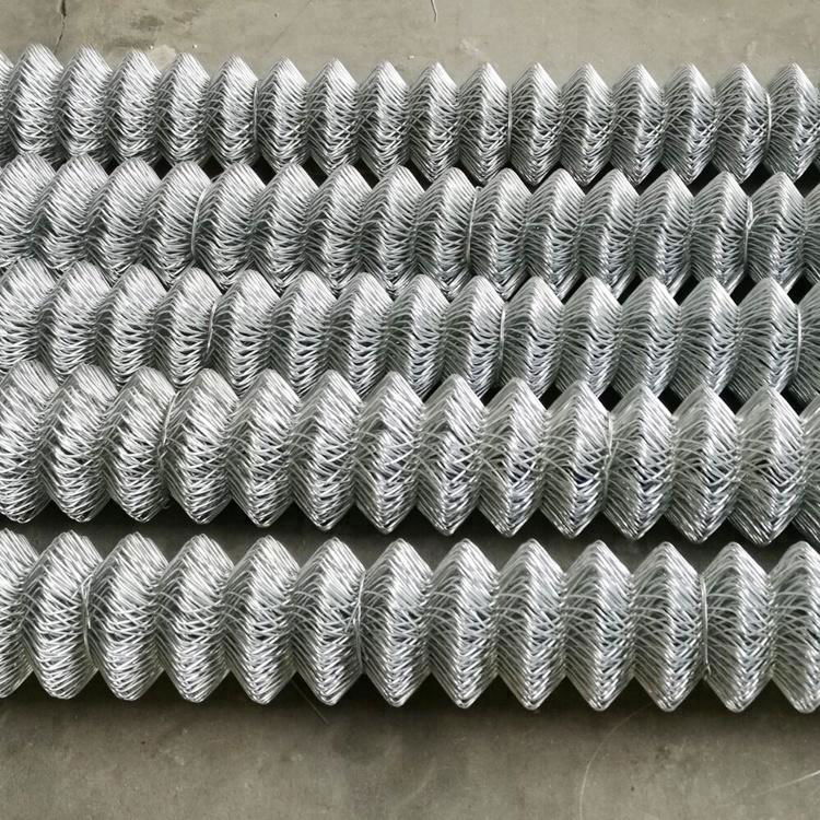 Galvanized and PVC Coated Rhombus Chain Link Fence 2