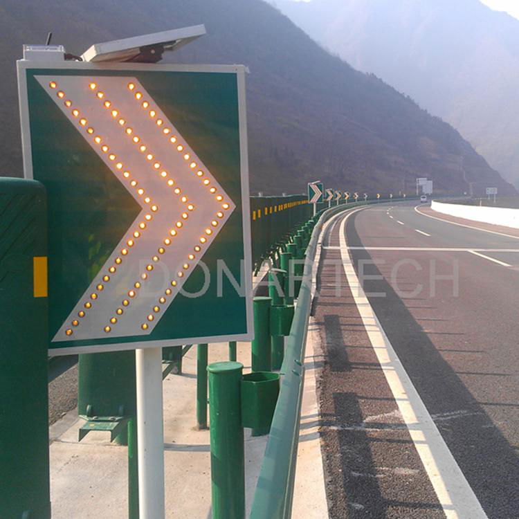 solar traffic LED sign 5