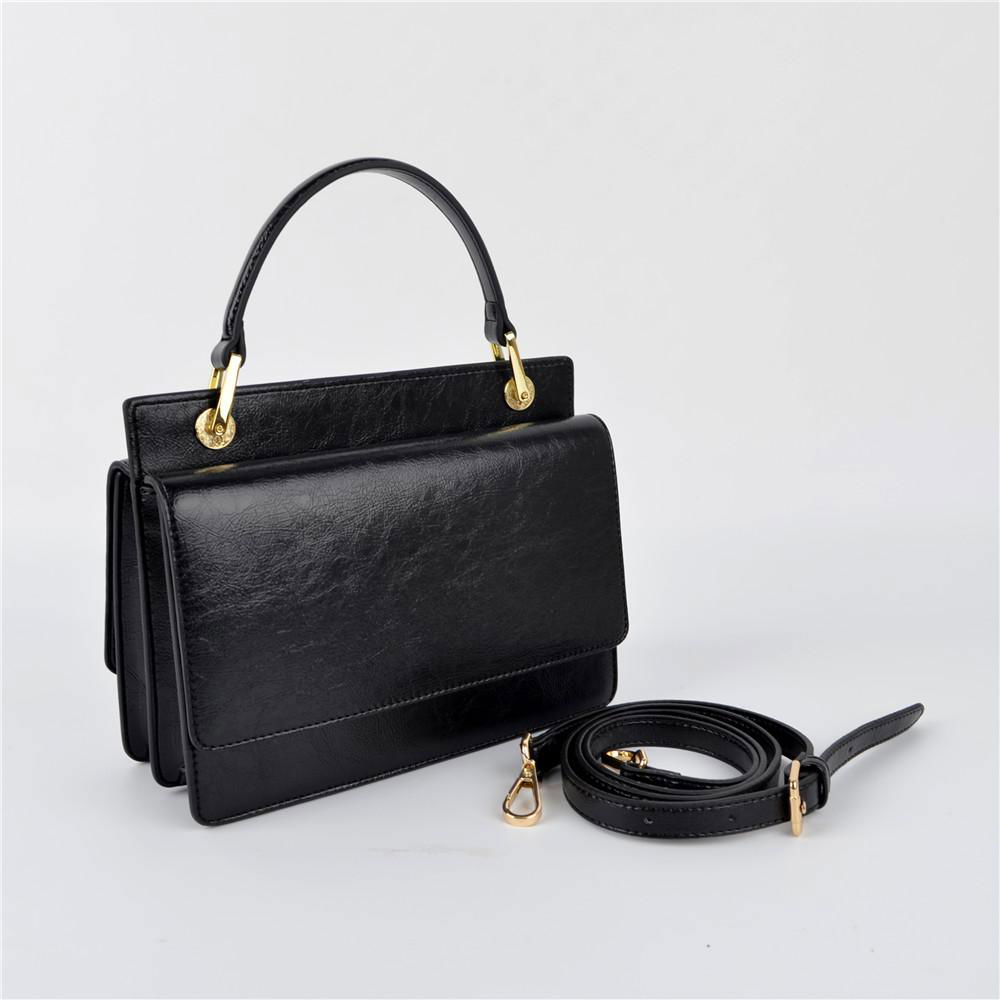 BLACK COLOR RECTANGULAR LADIES LEATHER HANDBAG 3