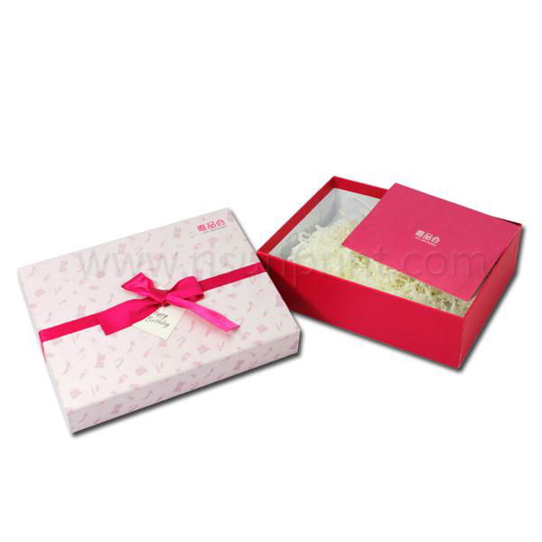 Custom Demand Paper Cardboard Colorful Printed Decorative Gift Boxes With ribbon 2