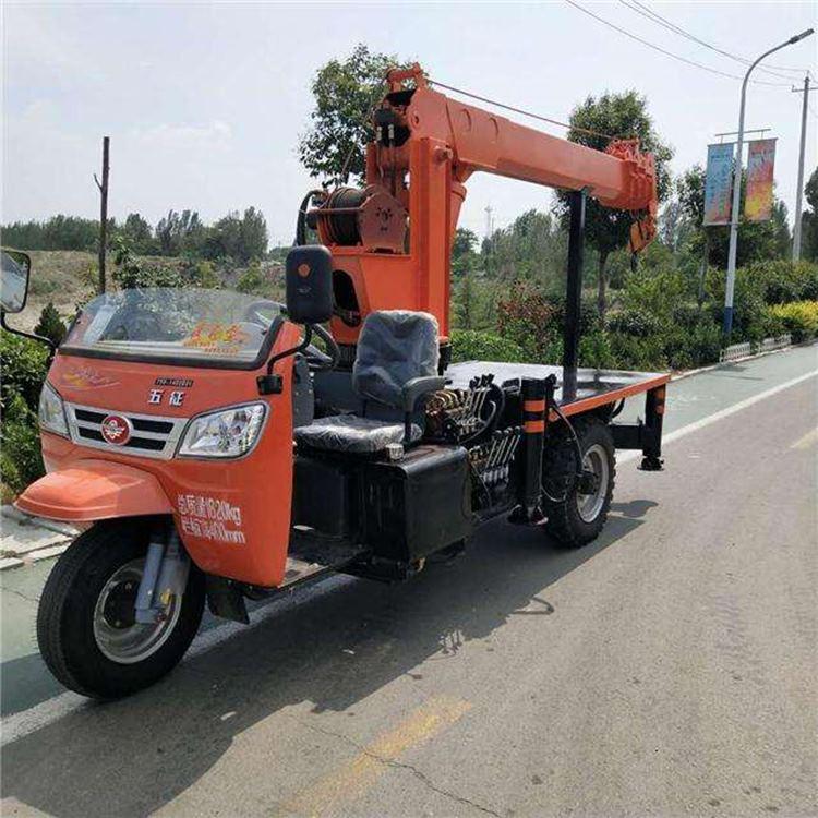 廠家出售三輪吊工程用小型起重機 3