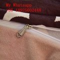 Wholesale LV Bedding set of four  top quality LV add wool bed sheet 