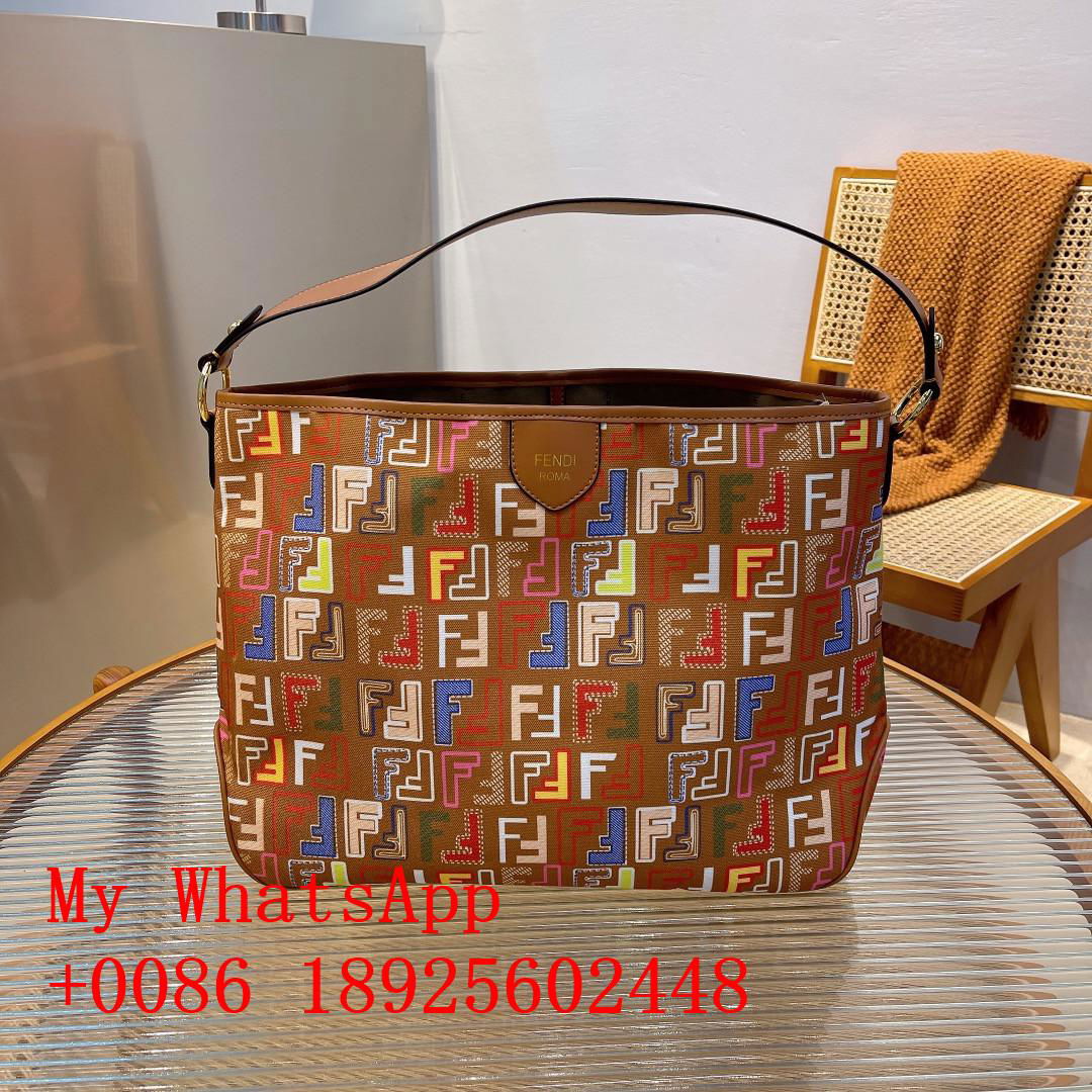 Wholesale TOP1:1 F E N D I  handbags FD Handbags  Leather Bags 4