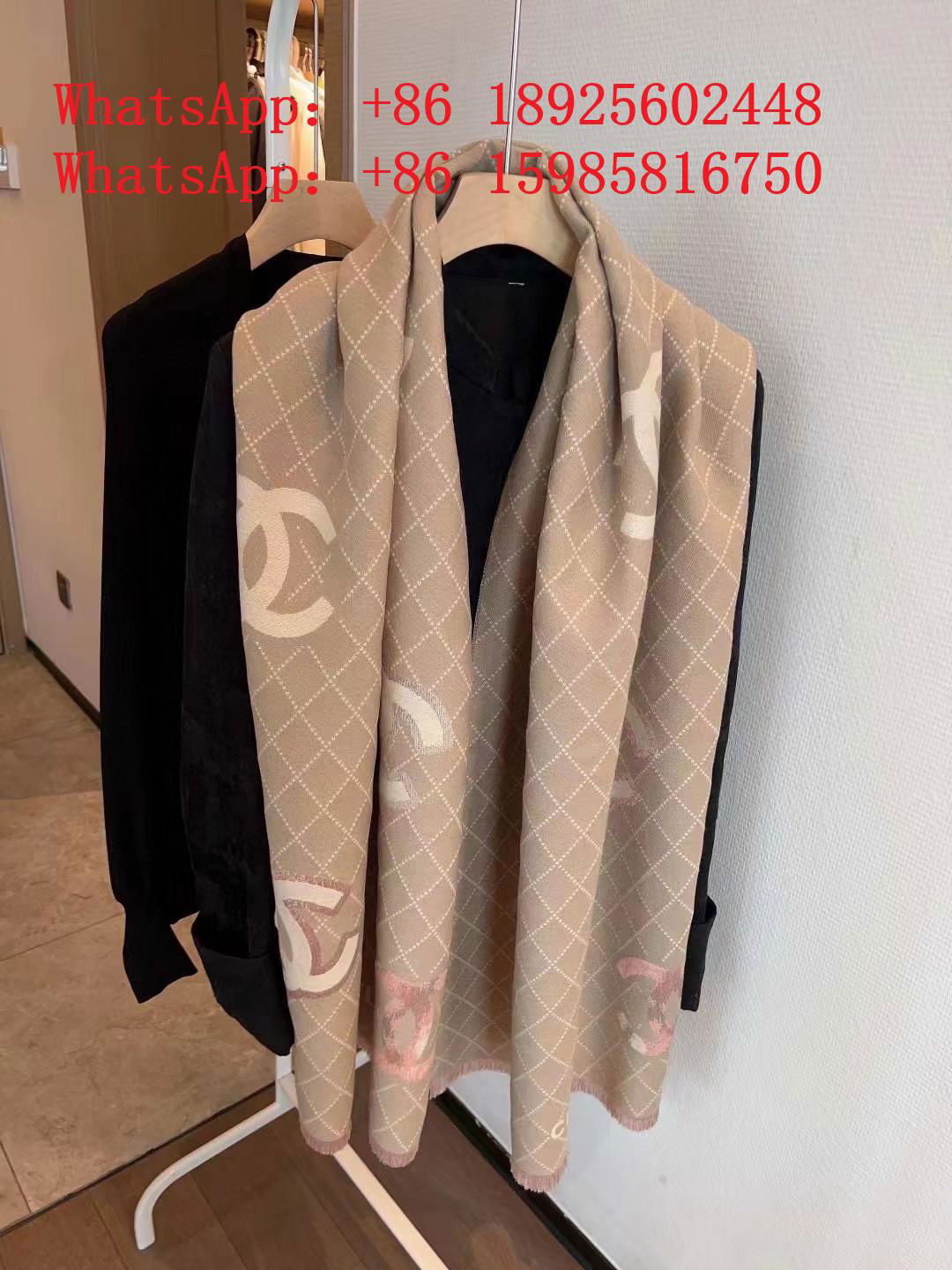 Wholesale top AAA scarf      CARVES best price  2