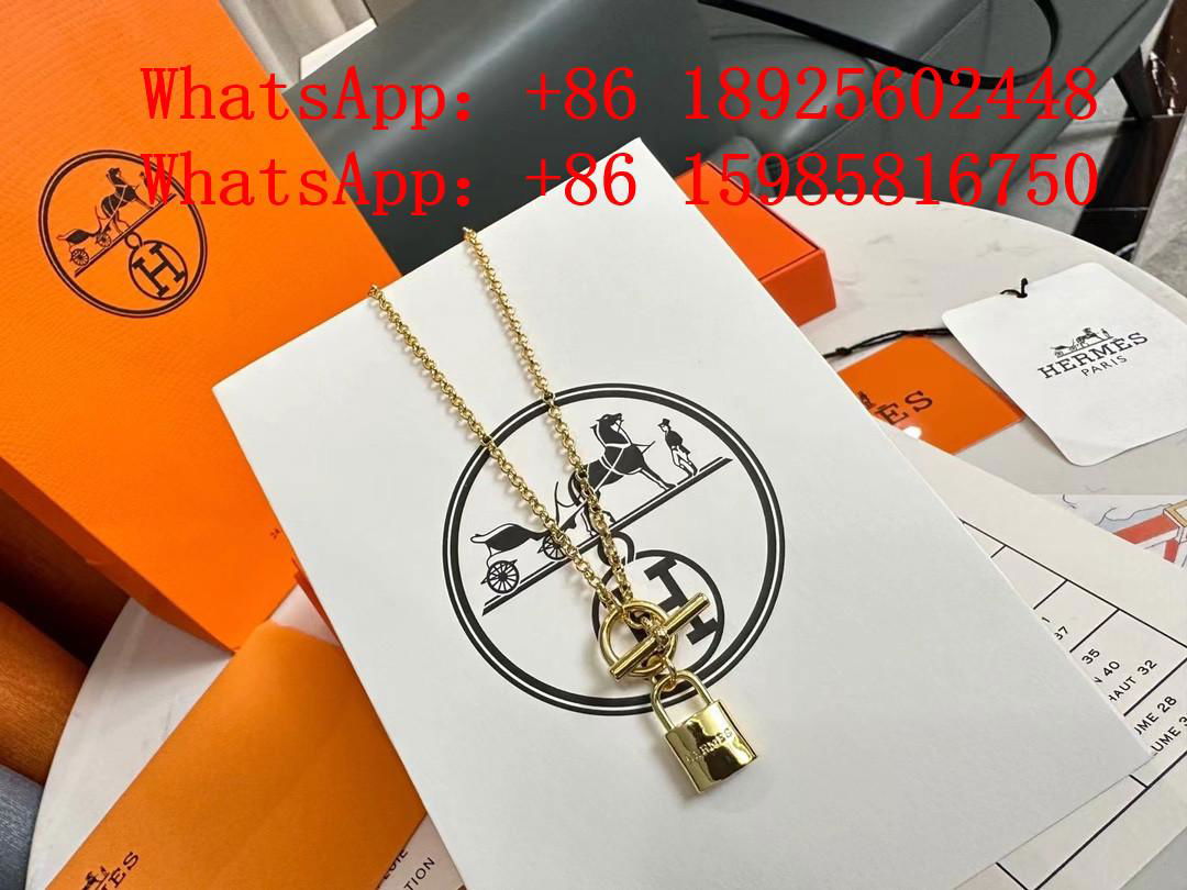 Wholesale TOP AAA jewelry         earring     bracelet Cartier necklace 2