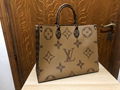               Onthego Tote Bag Print Reverse On The Go Monogram luxury Brand bag 17