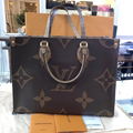               Onthego Tote Bag Print Reverse On The Go Monogram luxury Brand bag 19