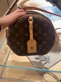 Louis Vuitton Monogram 2way Crossbody Hand Bag Petite Boite Chapeau LV Monogram 