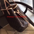  LOUIS VUITTON Neverfull Monogram bag