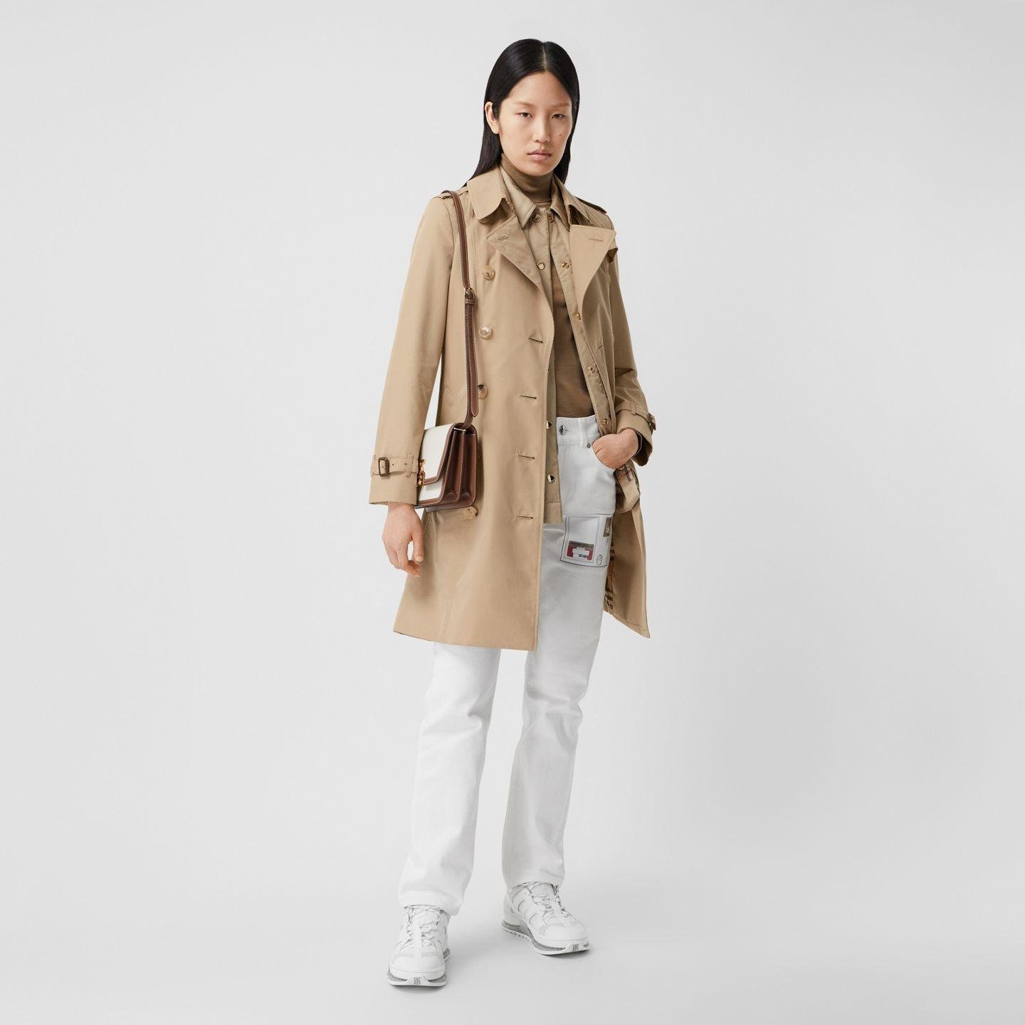 Burberry The Mid-length Chelsea Heritage Trench Coat 