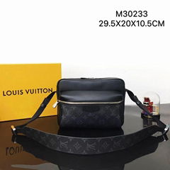               Outdoor Messenger Bag M30233 Shoulder Monogram Canvas CrossBody LV