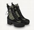               LAUREATE PLATFORM DESERT BOOTS Khaki Green     omen hunting boots 