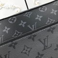 3 Louis Vuitton Men's Pochette 