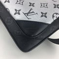   Louis Vuitton Trio Messenger