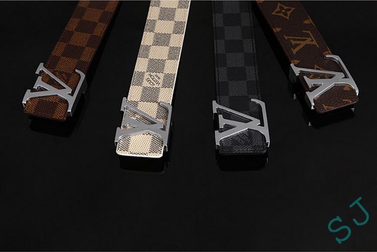 Louis Vuitton LV Initiales Belt 