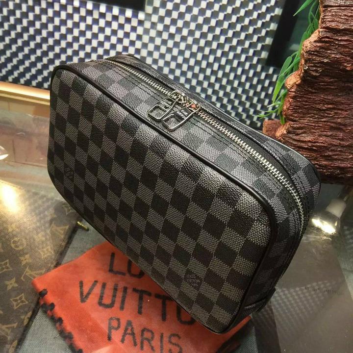 Louis Vuitton TOILET POUCH PM