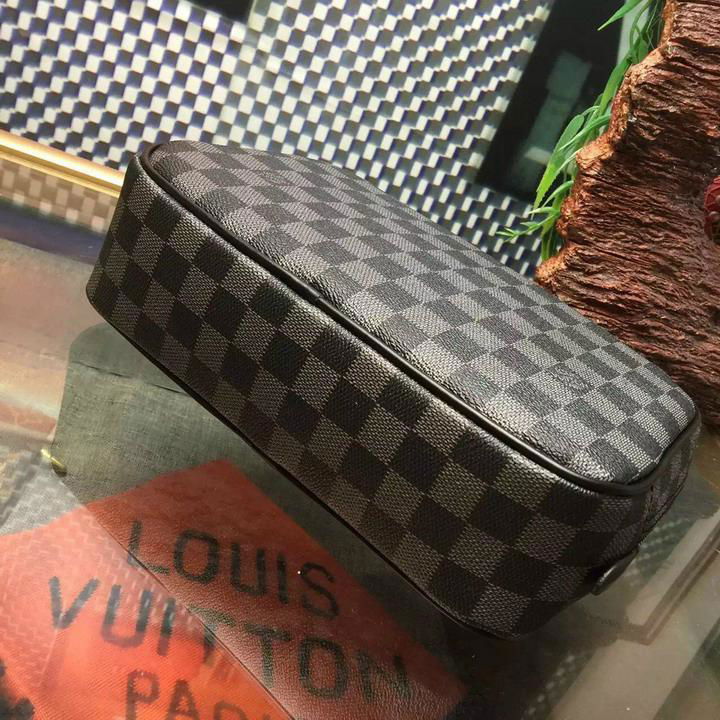 Louis Vuitton TOILET POUCH PM