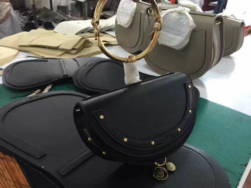       Nile Minaudiere mini leather shoulder bag       bracelet crossbody bags  5