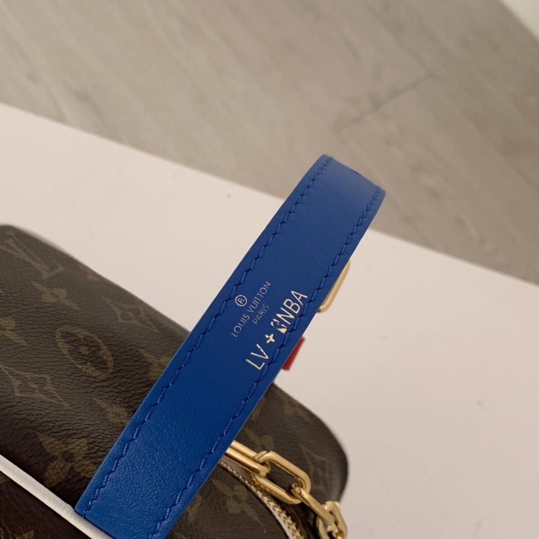 Louis Vuitton LVXNBA CLOAKROOM DOPP KIT