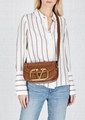           Garavani My VLogo black leather saddle bag Fashion VLogo crossbody bag 7