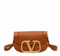           Garavani Supervee Smooth Leather Shoulder Bag Ladie V metal crossbody 