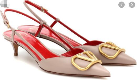 Valentino Garavani VLOGO Leather Medallion Slingback pumps 