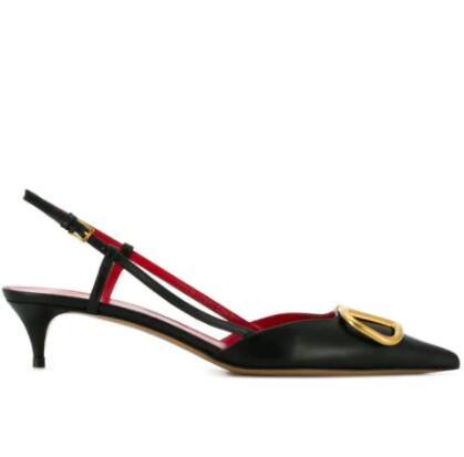           Garavani VLOGO Leather Medallion Slingback pumps black 4