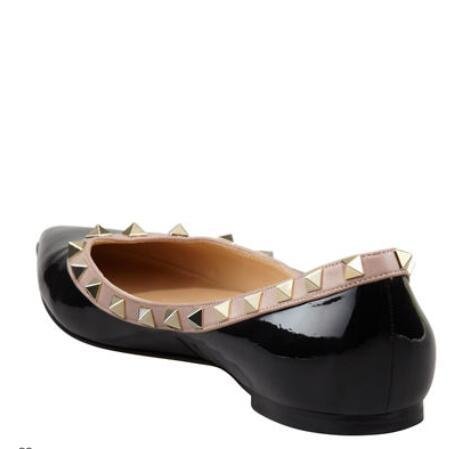           Garavani Rockstud Patent Ballet Flats Women flat shoes 3